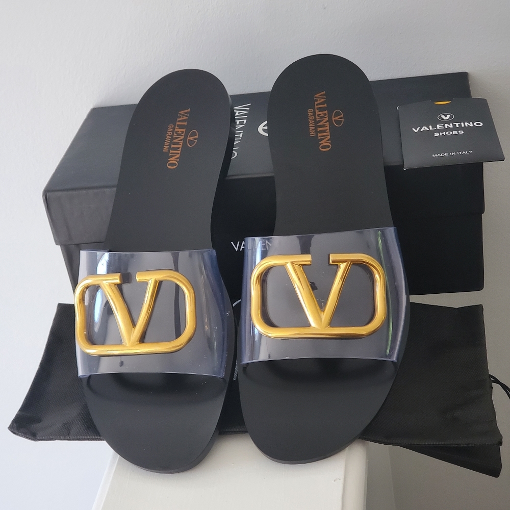 Valentino V Logo Transparent Slides